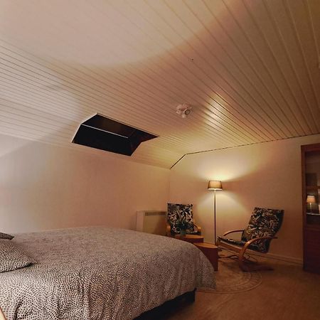 Le Chalet - Maison De Vacances ลา-โรช-ออง-อาร์เดน ภายนอก รูปภาพ