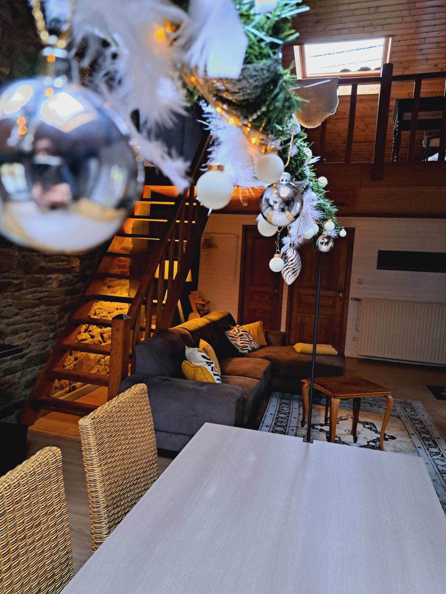 Le Chalet - Maison De Vacances ลา-โรช-ออง-อาร์เดน ภายนอก รูปภาพ